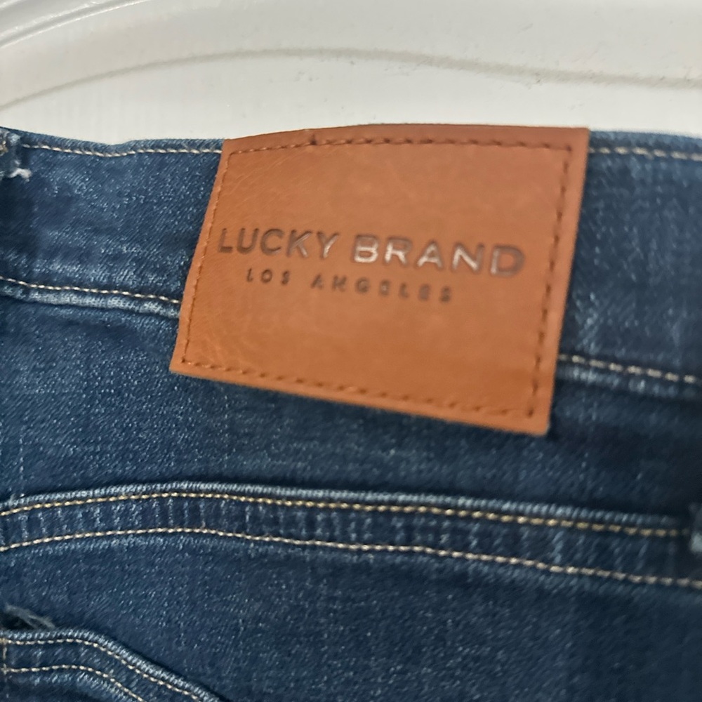 Classic Blue Women's Jeans - Picture 2 of 6